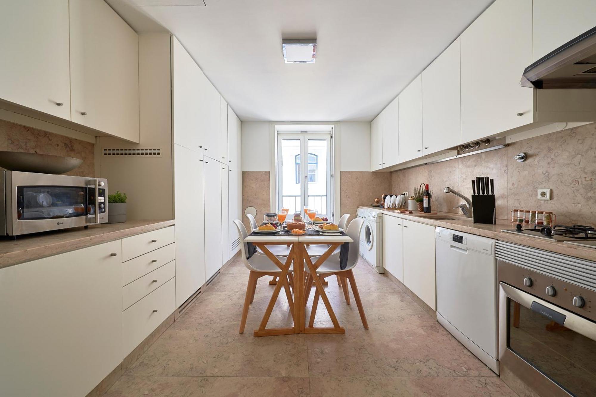 Casa Portuguesa Carmo Apartment Lisbon Bagian luar foto
