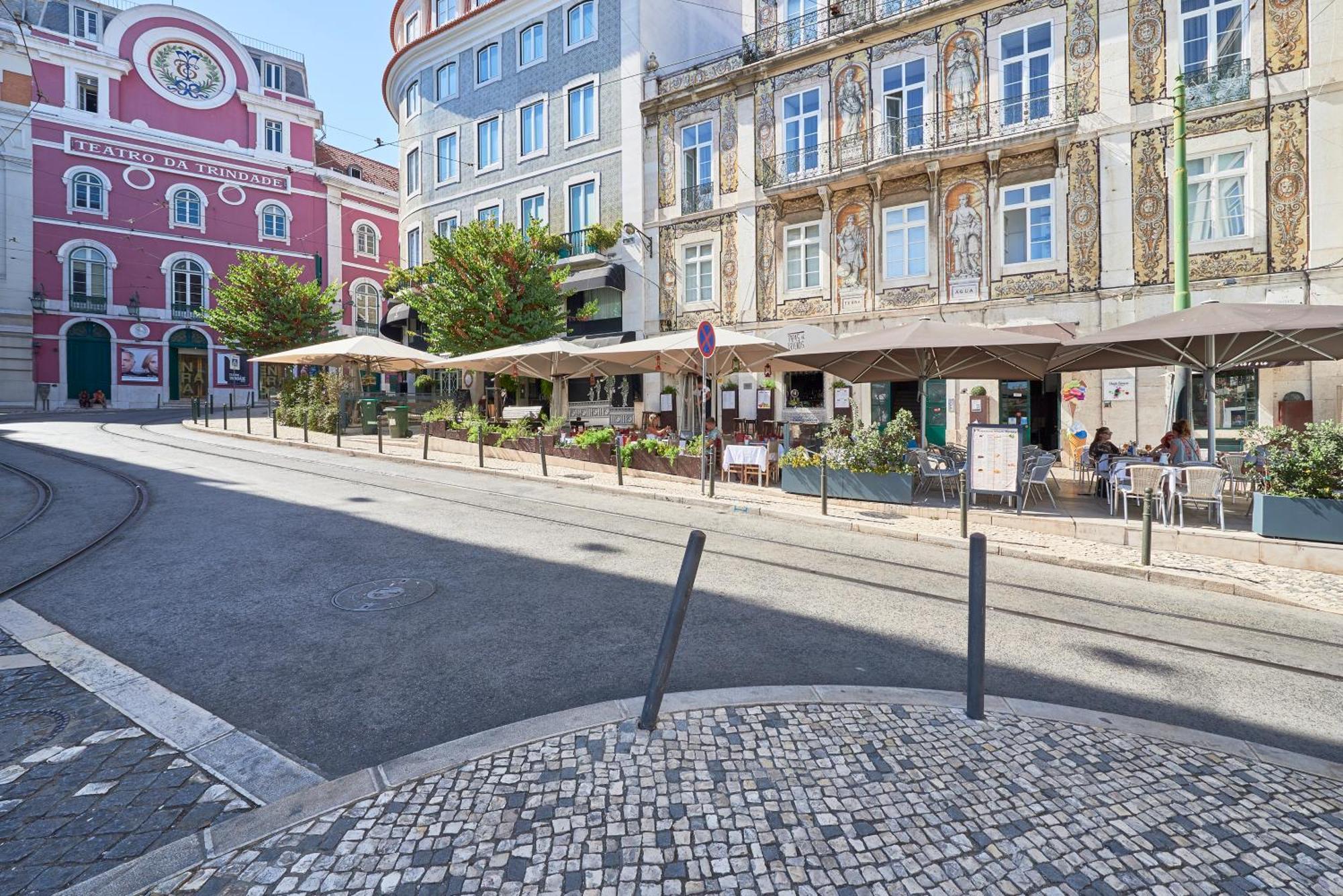Casa Portuguesa Carmo Apartment Lisbon Bagian luar foto
