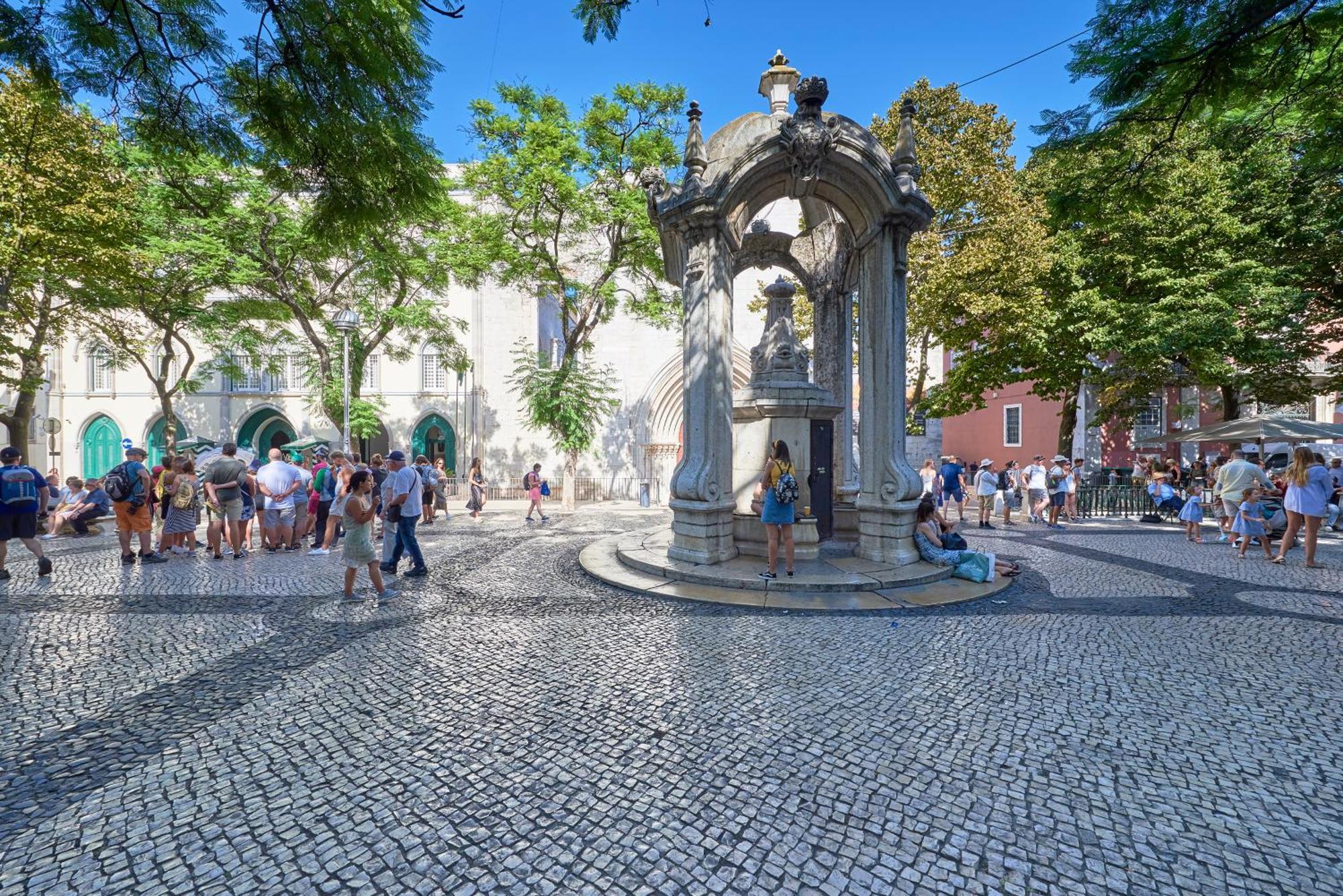 Casa Portuguesa Carmo Apartment Lisbon Bagian luar foto
